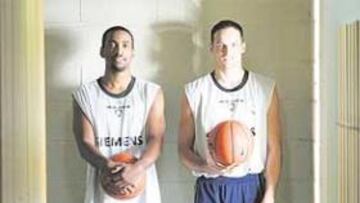 <b>PAREJA LETAL. </b>Louis Bullock e Igor Rakocevic son dos de los mejores jugadores de Europa en ataque.