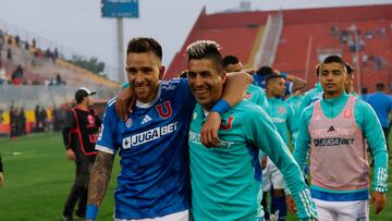 El partido más extraño de Leandro Fernández en la U: peleas y una broma final