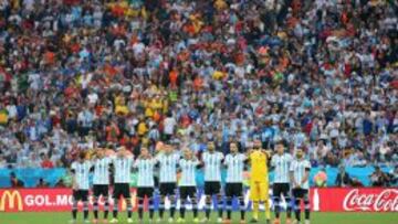 Minuto de silencio en memoria de Di Stéfano.