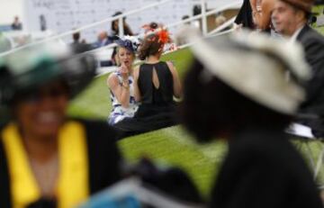 Mucho glamour en el Investec Ladie's Day de Epsom Dows