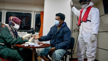 Las farmacias comienzan a recibir test r¨¢pidos de anticuerpos