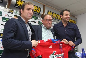 Arrasate es presentado como nuevo entrenador del Numancia.