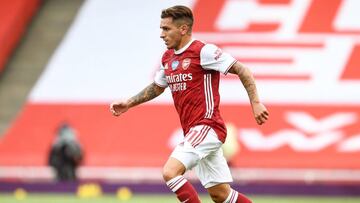 Torreira jugando con el Arsenal