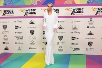 Samantha Hudson a su llegada al photocall de LOS40 Music Awards Santander.
