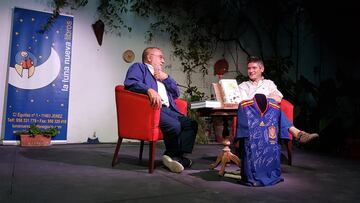 Relaño, junto a Paco Reyero en la presentación.