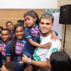 Luis Díaz y MinDeporte abren escuelas deportivas en La Guajira