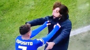 Sebastiano Esposito no dejó pasar la oportunidad para desahogar su felicidad con su entrenador.