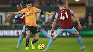 Wolves, con Ra&uacute;l Jim&eacute;nez, derrota a West Ham