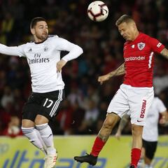 El Benfica se coloca segundo tras ganar y ya acecha al Oporto