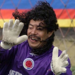 ¿Qué fue de Higuita?: 'El Loco' que hizo historia en Wembley