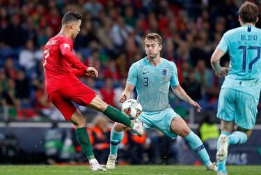 De Ligt: Juventus and Ajax reach deal for Netherlands defender