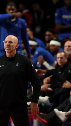 Basketball - NBA - Detroit Pistons v Dallas Mavericks - Arena CDMX, Mexico City, Mexico - November 1, 2025 Dallas Mavericks head coach Jason Kidd reacts REUTERS/Henry Romero