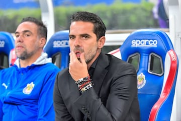  Fernando Gago head coach of Guadalajara during the 10th round match between Guadalajara and Monterrey as part of the Liga BBVA MX, Torneo Apertura 2024 at Akron Stadium on September 28, 2024 in Guadalajara, Jalisco, Mexico.