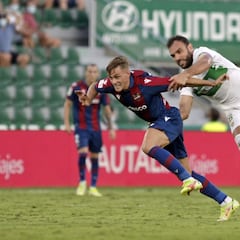 Verdú lleva tantas tarjetas como faltas: cinco