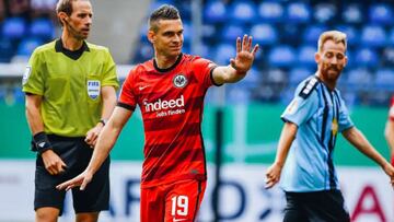 Borré debuta, pero Eintracht queda eliminado de Copa