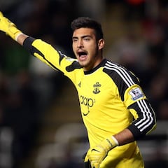 El Rayo presenta al guardameta Paulo Gazzaniga