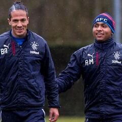 Bruno Alves recomienda al Porto fichar a Alfredo Morelos