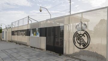 04/05/20 CRISIS CORONAVIRUS TRABAJOS VUELTA AL TRABAJO LIMPIEZA
 CIUDAD DEPORTIVA  VALDEBEBAS  REAL MADRID Guardia 