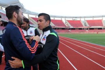 Rojas y Fierro comparten antes de la conferencia oficial. 