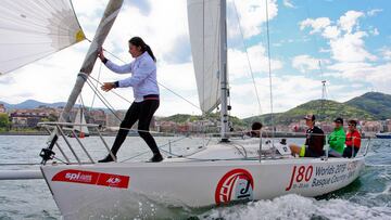 El IV Trofeo Social para cruceros y J80 arranca en El Abra