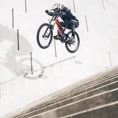 Adrenalina en lugar de café: la peculiar rutina mañanera de Fabio Wibmer