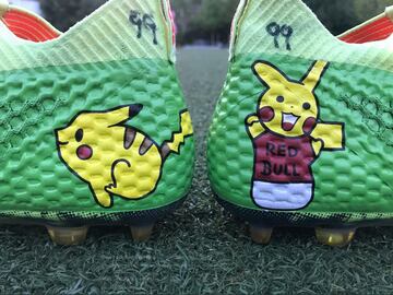 Los Red Bulls jugarán con botines diseñados por niños con cáncer