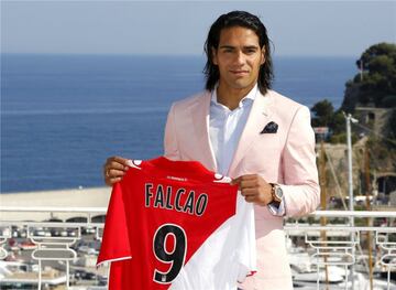 Radamel Falcao es el segundo fichaje colombiano más costoso. 'El Tigre' llegó al Mónaco en 2013 por 60 millones de euros.