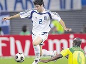 Qué fue de Seitaridis, el indisciplinado griego del Atlético que recorre mundo en su Ducati