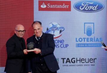 Jorge Sampaoli and Javier Tebas.