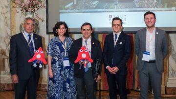 Un momento de la presentación en la Residencia de la Embajada de Francia.