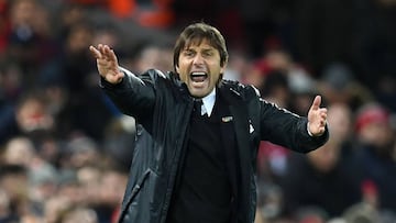Conte says David Luiz 'should be happy' to play for Chelsea