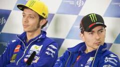 Rossi y Lorenzo separan sus caminos, y el italiano habla del fichaje del español por Ducati.