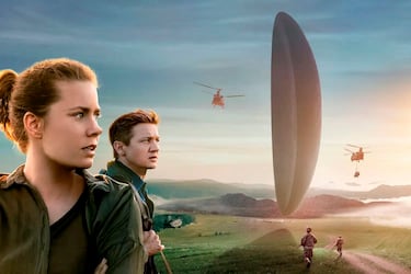 La adaptación del relato de Ted Chiang (incluido en el libro 'La historia de tu vida') fue nominada a Mejor Película el año de la mayor confusión a la hora de dar el premio (recordemos que la anunciada fue 'La La Land' cuando la ganadora real fue 'Moonlight'). 'La llegada' es una historia de extraterrestres sí, pero también habla de la comunicación como vehículo para la comprensión y aceptación. 