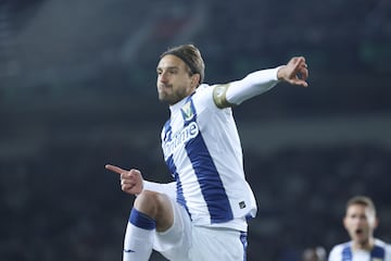 El defensa del Leganés Sergio González celebra su gol, que le dió la victoria al equipo pepinero.