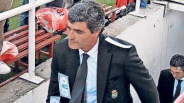 A Juande le tiraron 'Juandólares'.