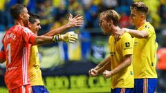 Los jugadores del C&aacute;diz festejan la victoria contra el Girona.