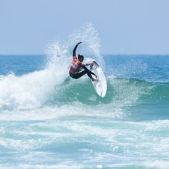 Nadia Erostarbe, tercera en el US Open of Surfing