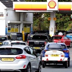 ¿Por qué hay largas colas en las gasolineras de Reino Unido?