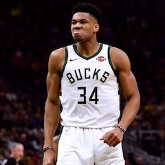 Giannis Antetokounmpo asegura que juega al 60% de su potencial