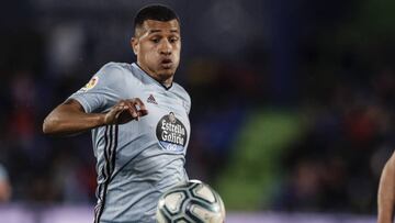 Jeison Murillo conduce el balón en el partido contra el Getafe.