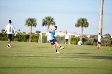 El equipo nacional está listo para el amistoso ante la Selección de Hernán Darío Gómez. Los dirigidos por Reinaldo Rueda realizaron trabajos tácticos en su último entrenamiento.
