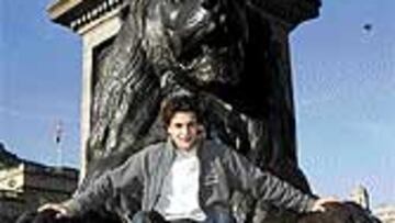 <b>GALLEGO UNIVERSAL.</B> Raña, en la plaza Trafalgar Square de Londres, donde participó en un acto de Nokia.