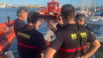 Bomberos y Policía Local de Castellón en Burriana (Castellón).