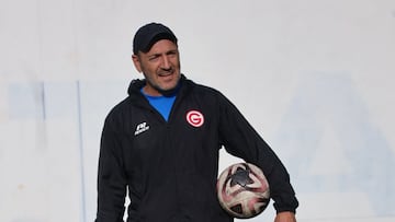 Guillermo Duró, nuevo candidato a ser director técnico de Santa Fe