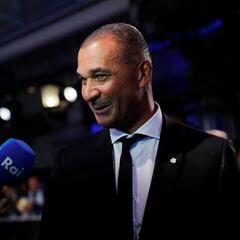 Ruud Gullit interview: Former Chelsea & LA Galaxy manager talks Santiago Giménez, MLS and Messi