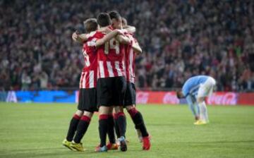 2-0. Aduriz celebra el segundo gol.