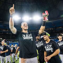 How did Aaron Judge go from being an average high school player to an MLB superstar?