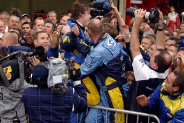 El 25 de septiembre de 2005, Fernando Alonso conquistó el primer Mundial de su carrera tras quedar tercero en el Gran Premio de Brasil.