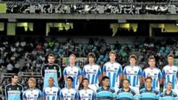 <b>PUESTA DE LARGO OFICIAL. </b>Antes del encuentro, la plantilla de la Real Sociedad 2009/10 se presentó a sus aficionados, con su técnico Martín Lasarte a la cabeza.