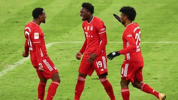 Alphonso Davies volvi&oacute; con el Bayern a la Bundesliga y lo hizo de la mejor manera, pues anot&oacute; el tercer tanto del partido para mantenerse como l&iacute;deres.